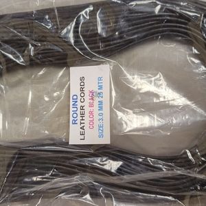 Round black leather chords 3 MM 25 MTRS
